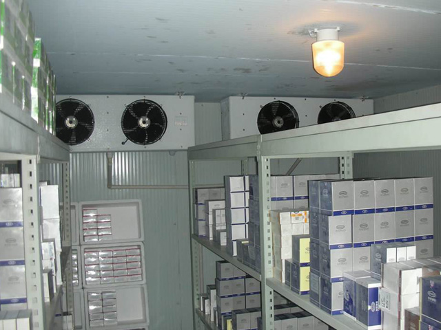 20立方小型醫(yī)藥冷庫安裝